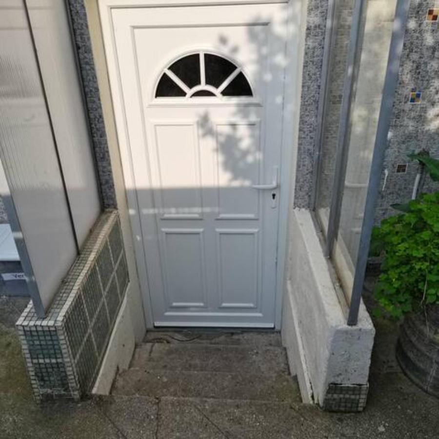 Chambre Dans Une Maison Partagee Neuilly-sur-Marne Exteriér fotografie