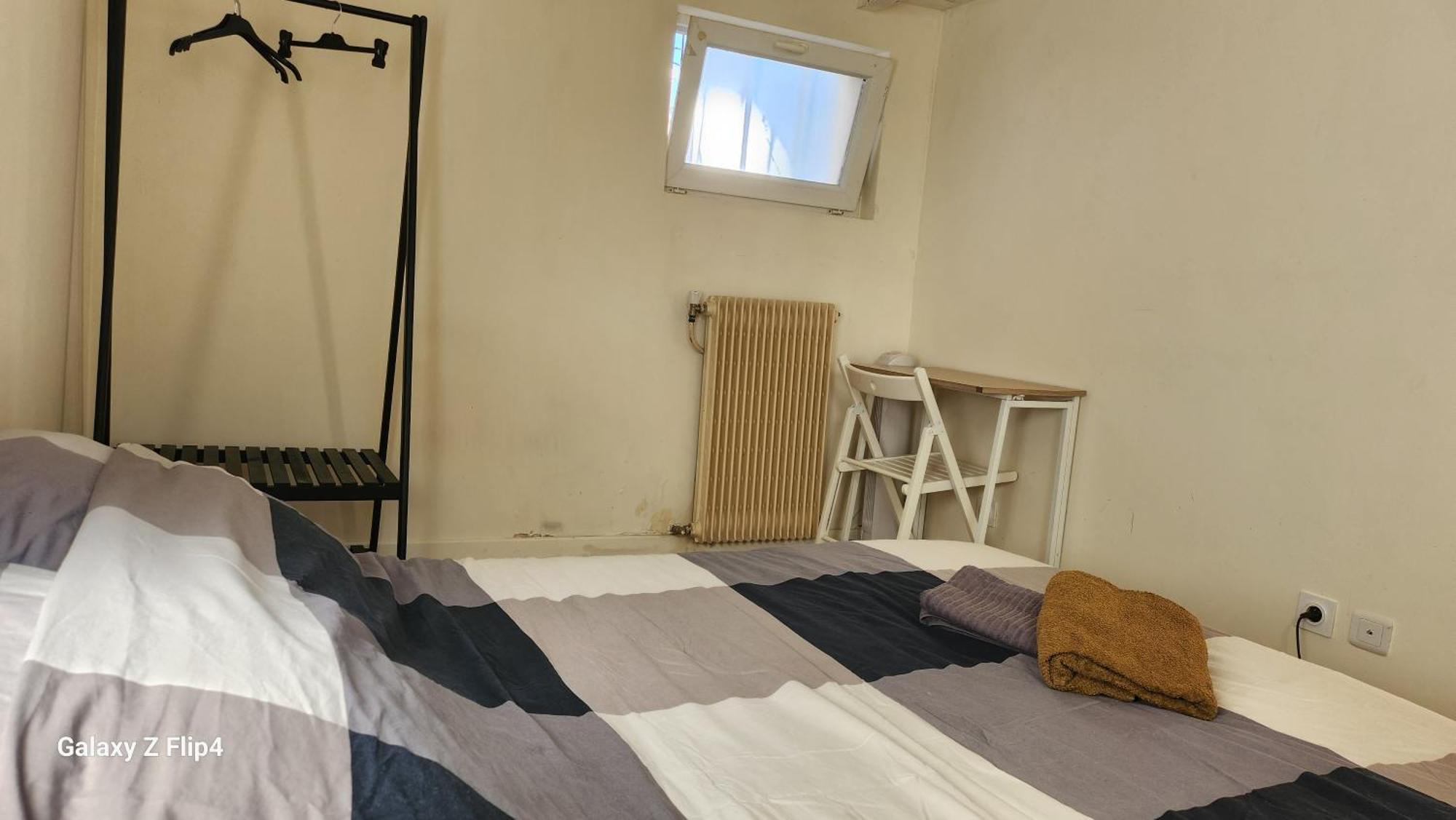 Chambre Dans Une Maison Partagee Neuilly-sur-Marne Exteriér fotografie